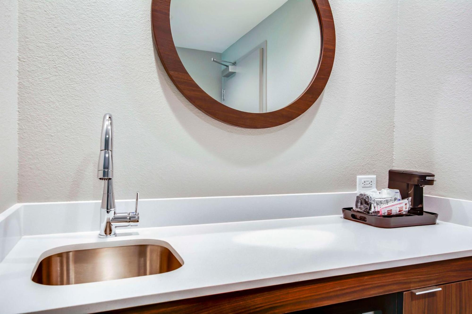 Hampton Inn & Suites By Hilton Louisville East Oxmoor Extérieur photo