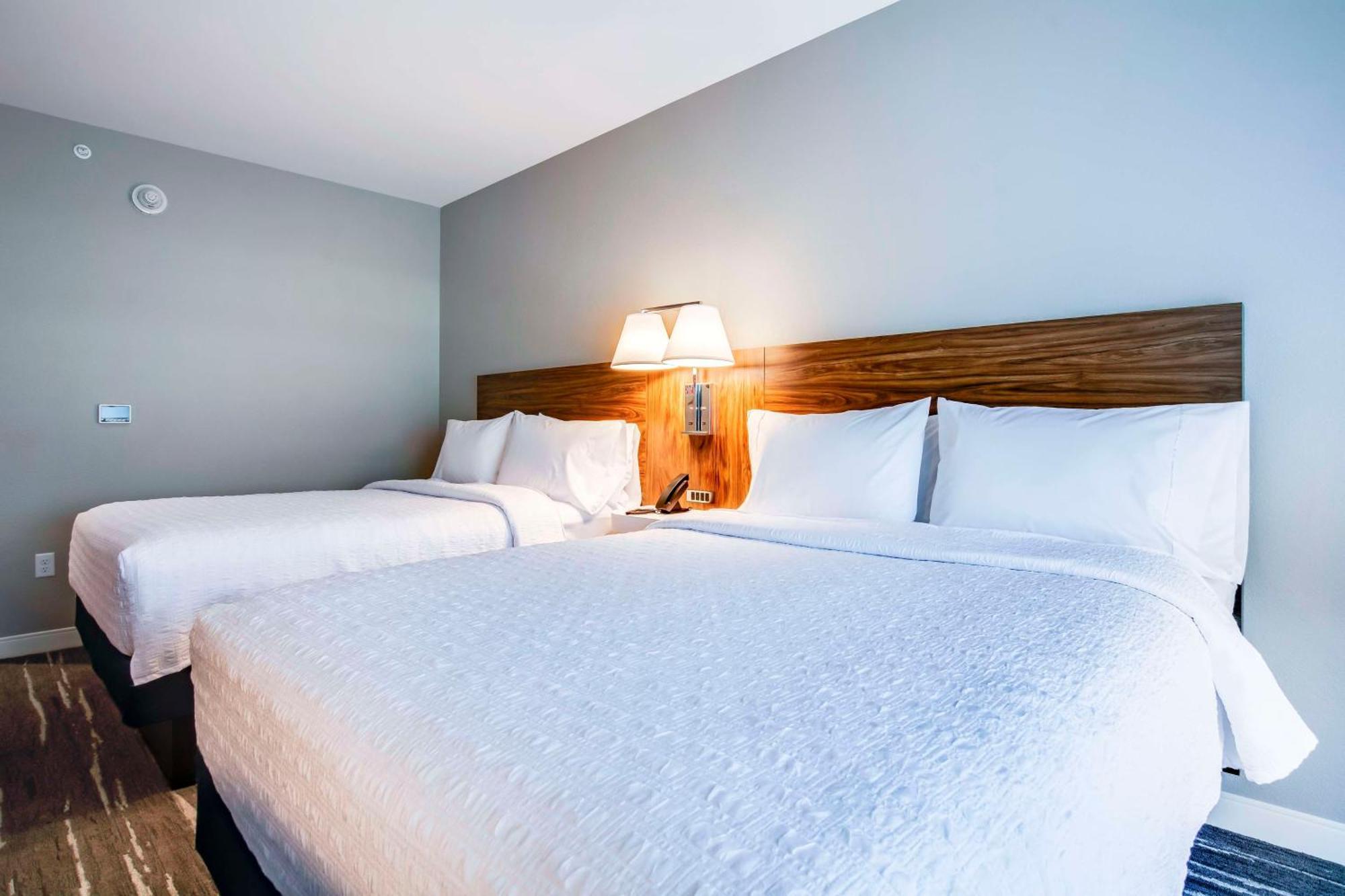 Hampton Inn & Suites By Hilton Louisville East Oxmoor Extérieur photo