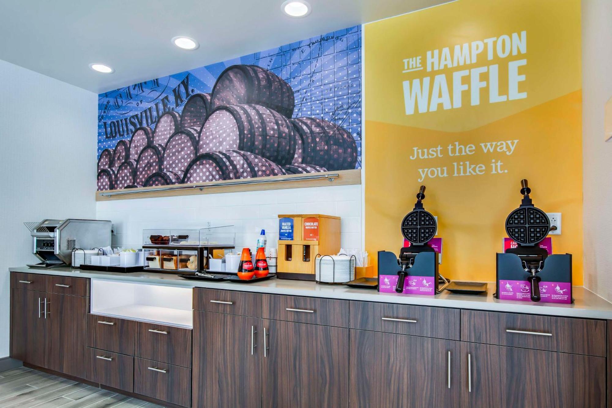 Hampton Inn & Suites By Hilton Louisville East Oxmoor Extérieur photo