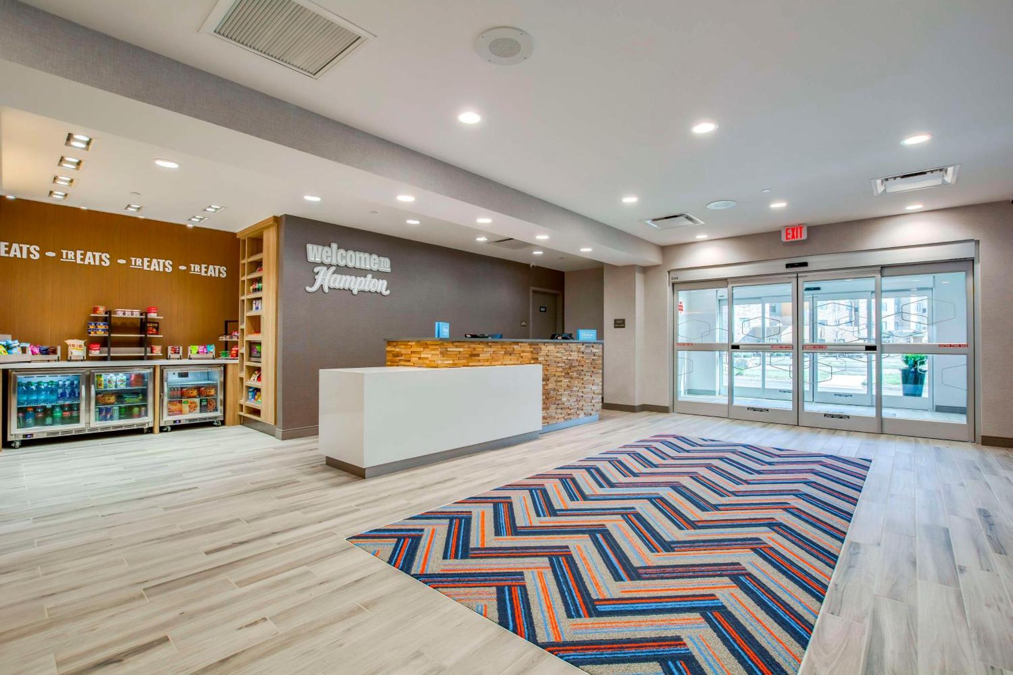 Hampton Inn & Suites By Hilton Louisville East Oxmoor Extérieur photo